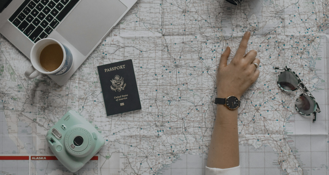 travel agent image