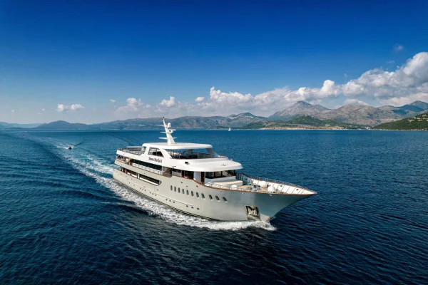Croatia Cruises: Dubrovnik to Trogir, M/S Mama Marija II 2026
